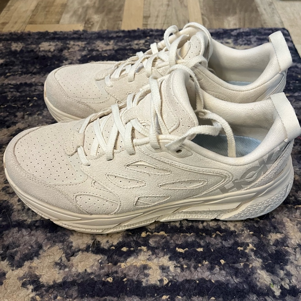 Hoka Clifton L suede eggnog men’s size 10